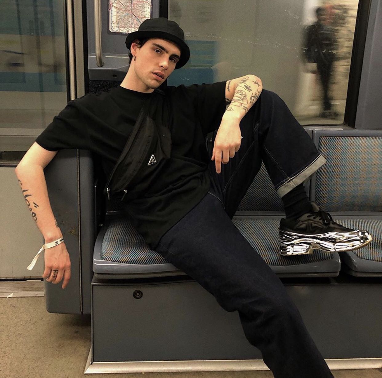 非主流气质欧美微信男头