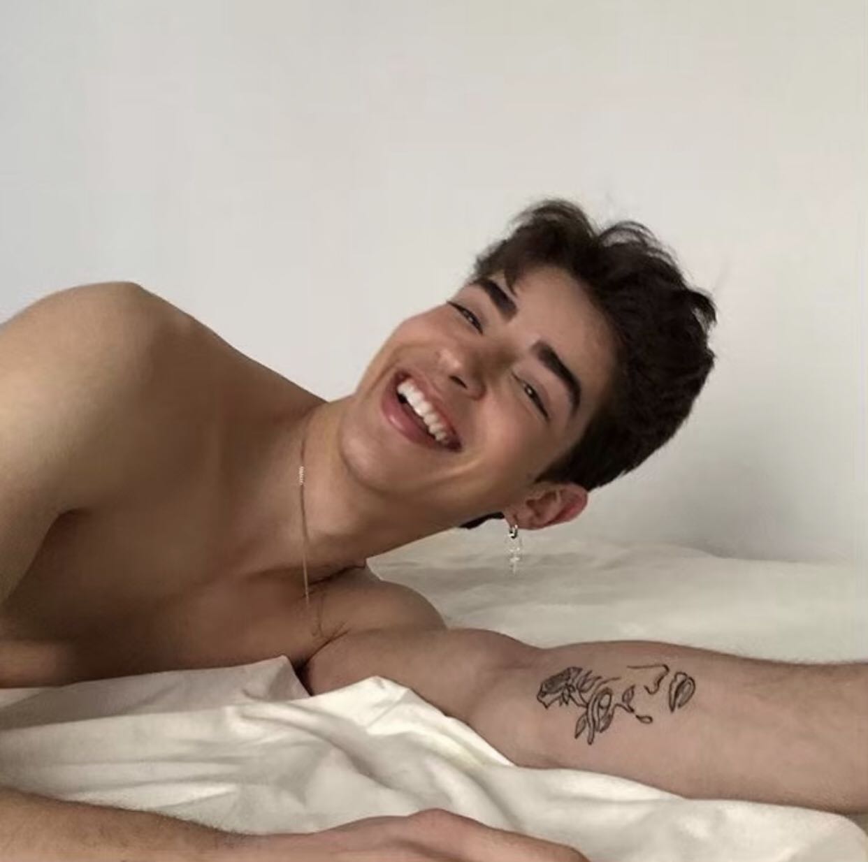 微信清新帅气阳光欧美男头