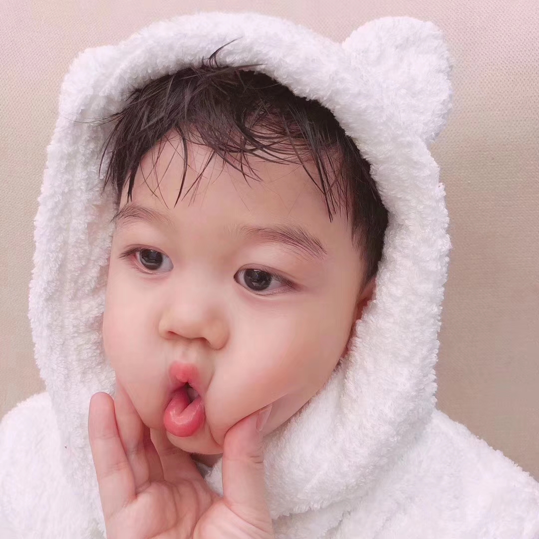 微信纯洁霸气御姐头像