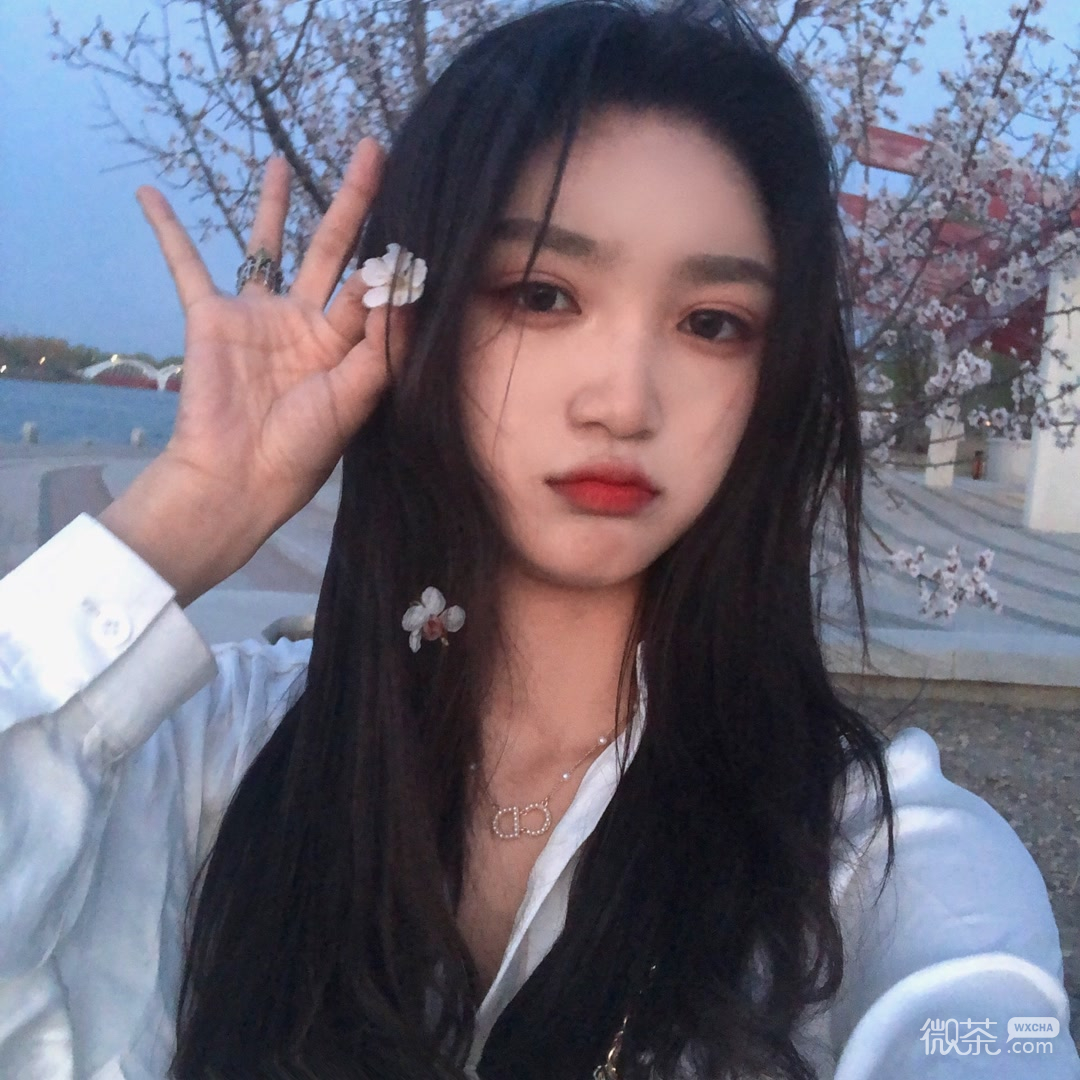 微信粉嫩少女心可爱女头