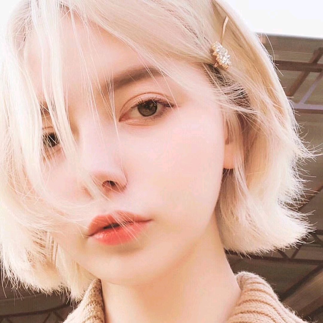 微信清新漂亮高颜值时尚女头