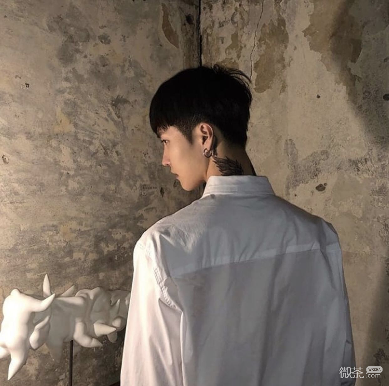 微信好看冷酷纹身男头