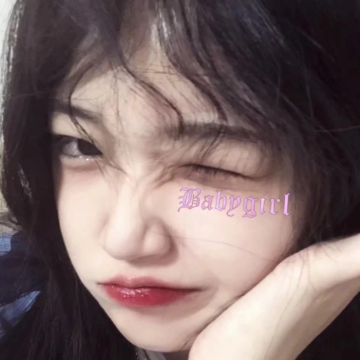 微信纯洁霸气御姐头像