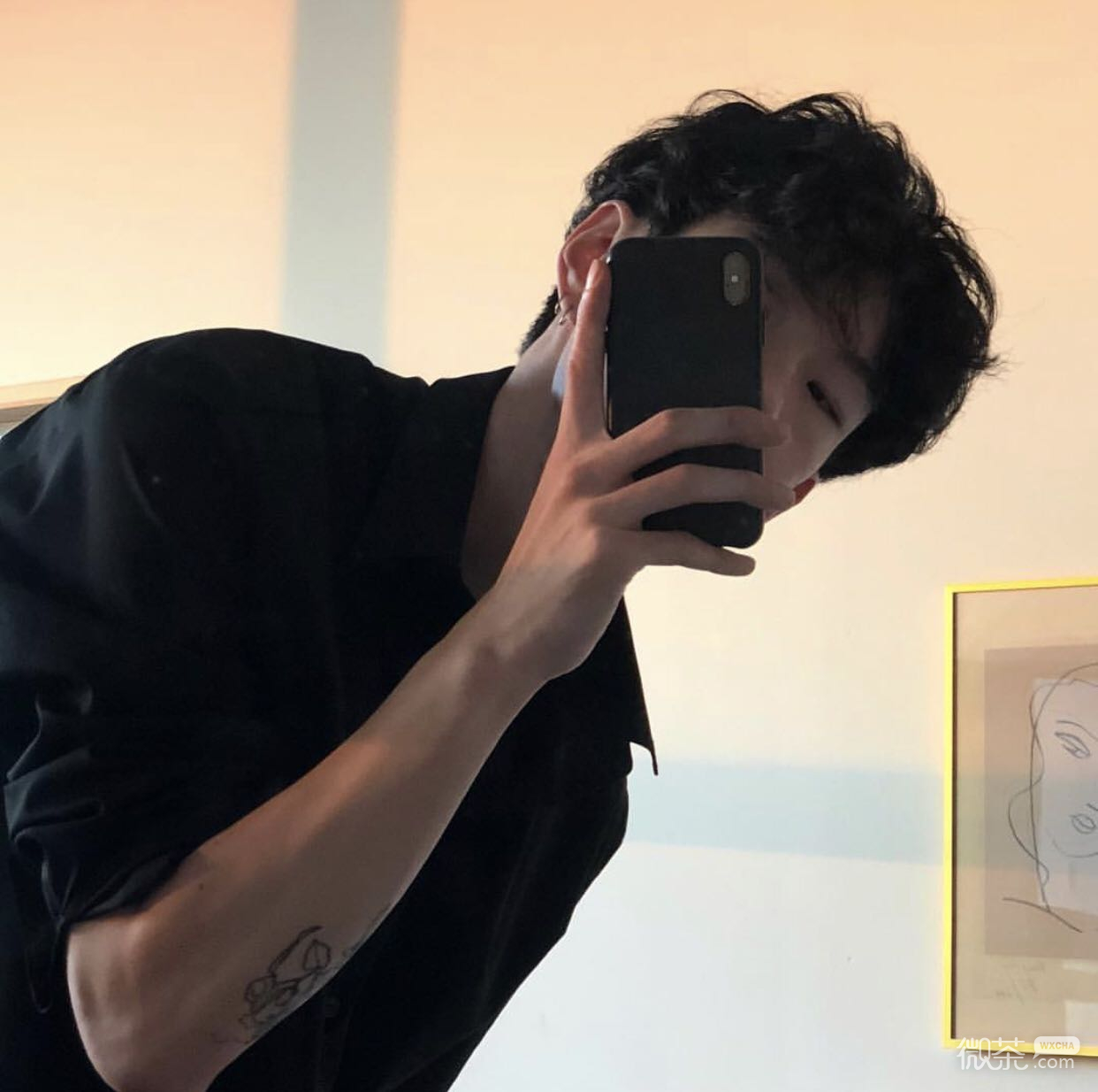 微信好看冷酷纹身男头