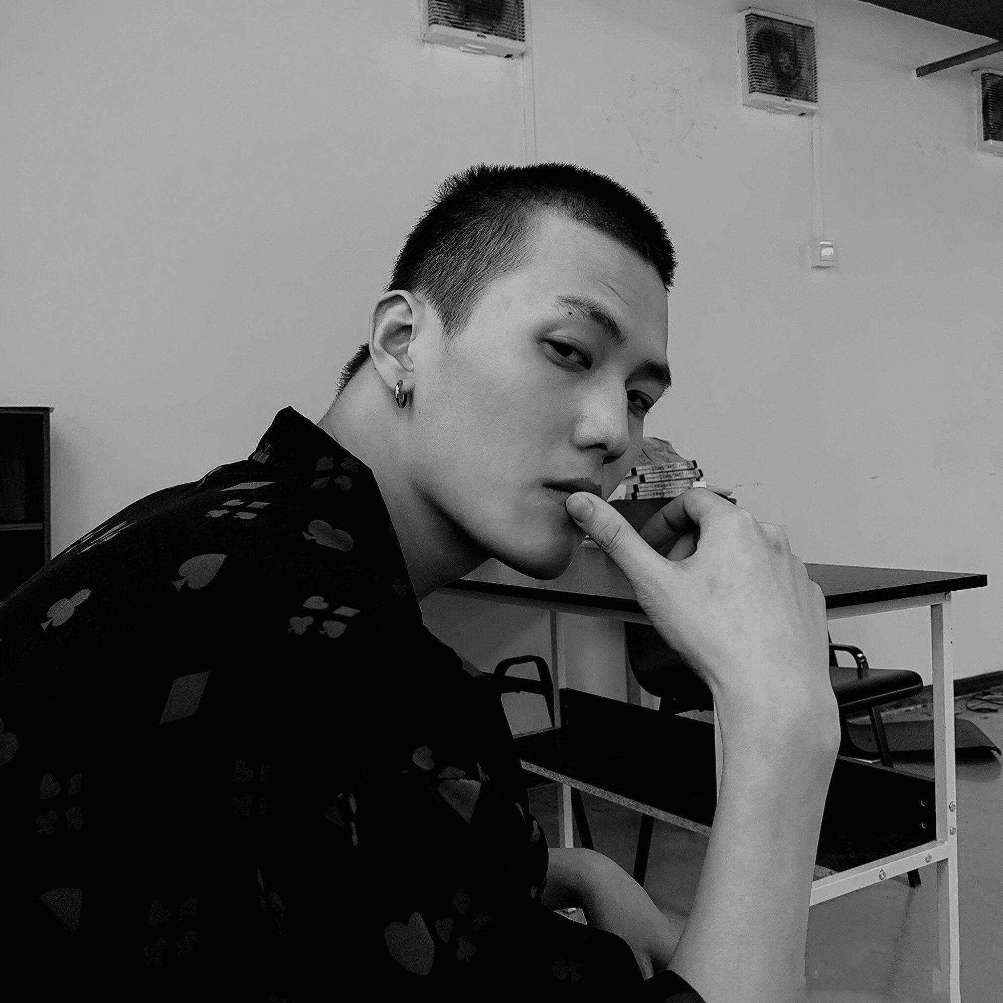 微信帅气性感酷酷的男头