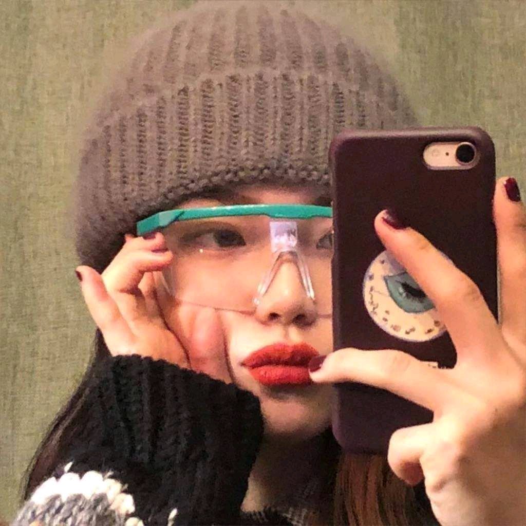 微信气质高颜值复古女头