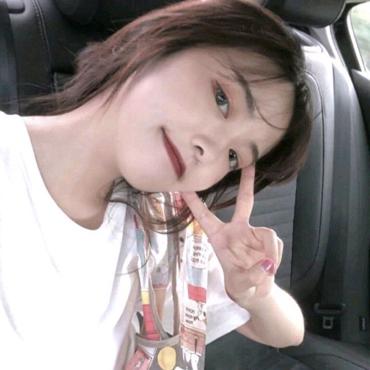 微信气质高颜值复古女头