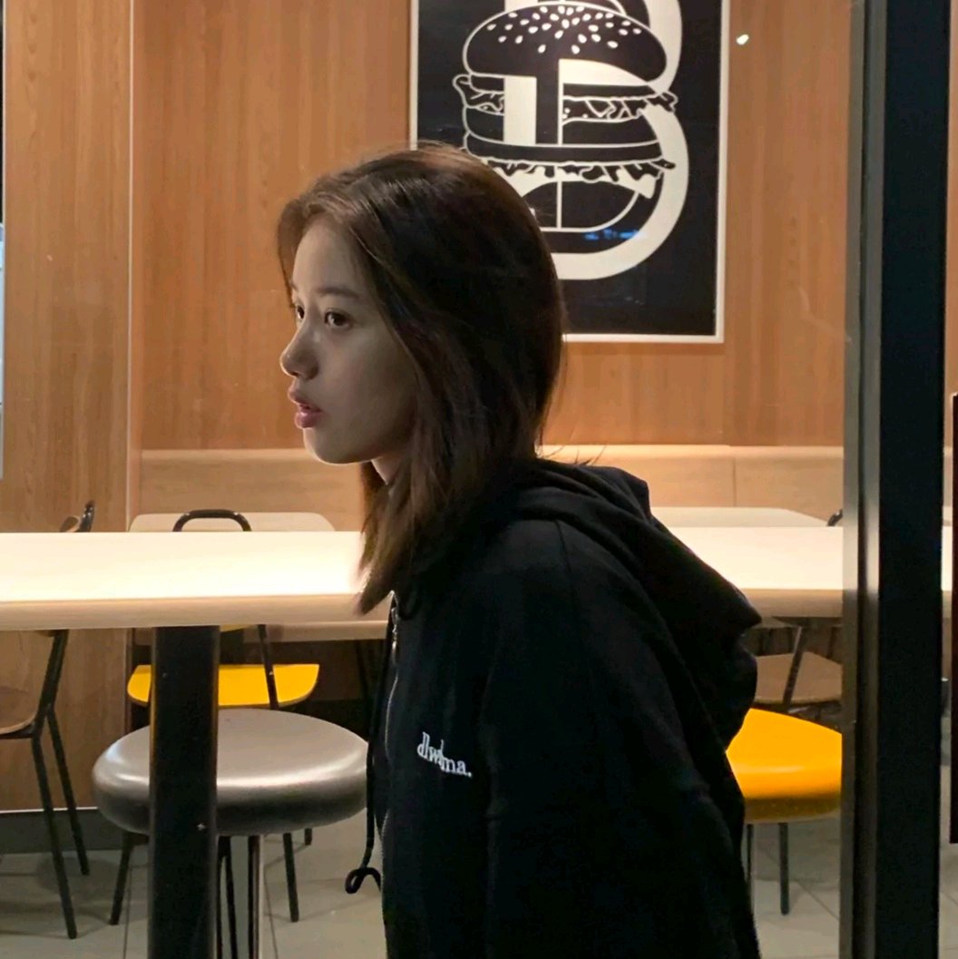 微信气质高颜值复古女头