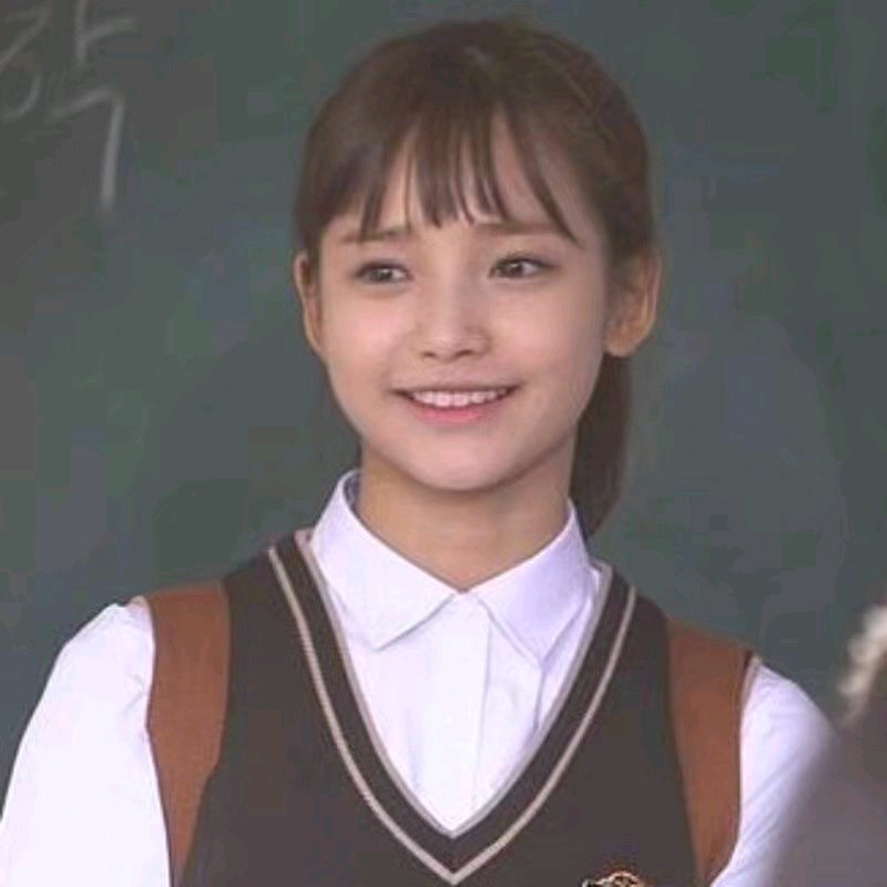 微信清新气质高颜值时尚迷人女头