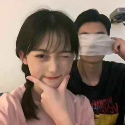 甜蜜恩爱的微信情侣头像套图下载
