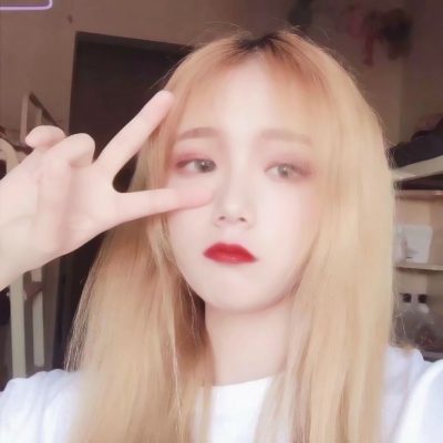 狂拽酷炫的微信非主流女生头像套图下载