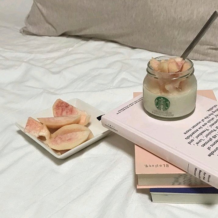 微信可爱意境静物朋友圈配图