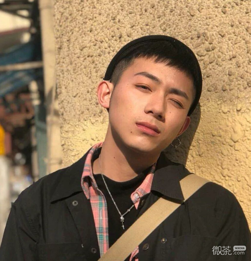 微信帅气性感个性男头