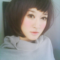 个性帅气的微信气质短发女生头像下载
