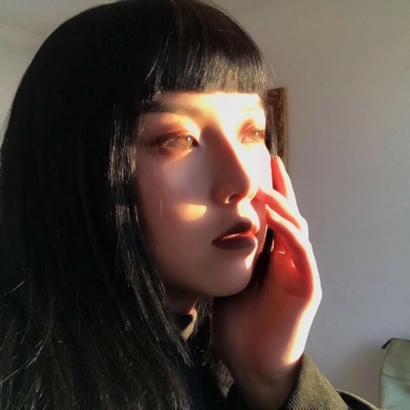 微信个性高冷原宿风的女生头像套图下载
