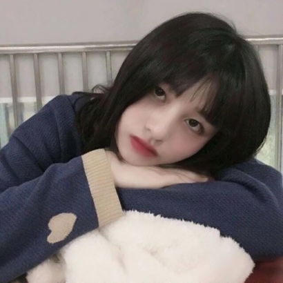 微信个性高冷原宿风的女生头像套图下载