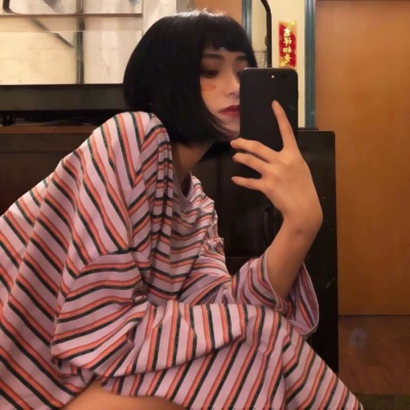 微信个性高冷原宿风的女生头像套图下载