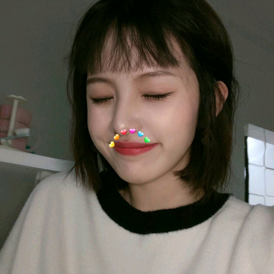 微信清新洒脱高颜值女头