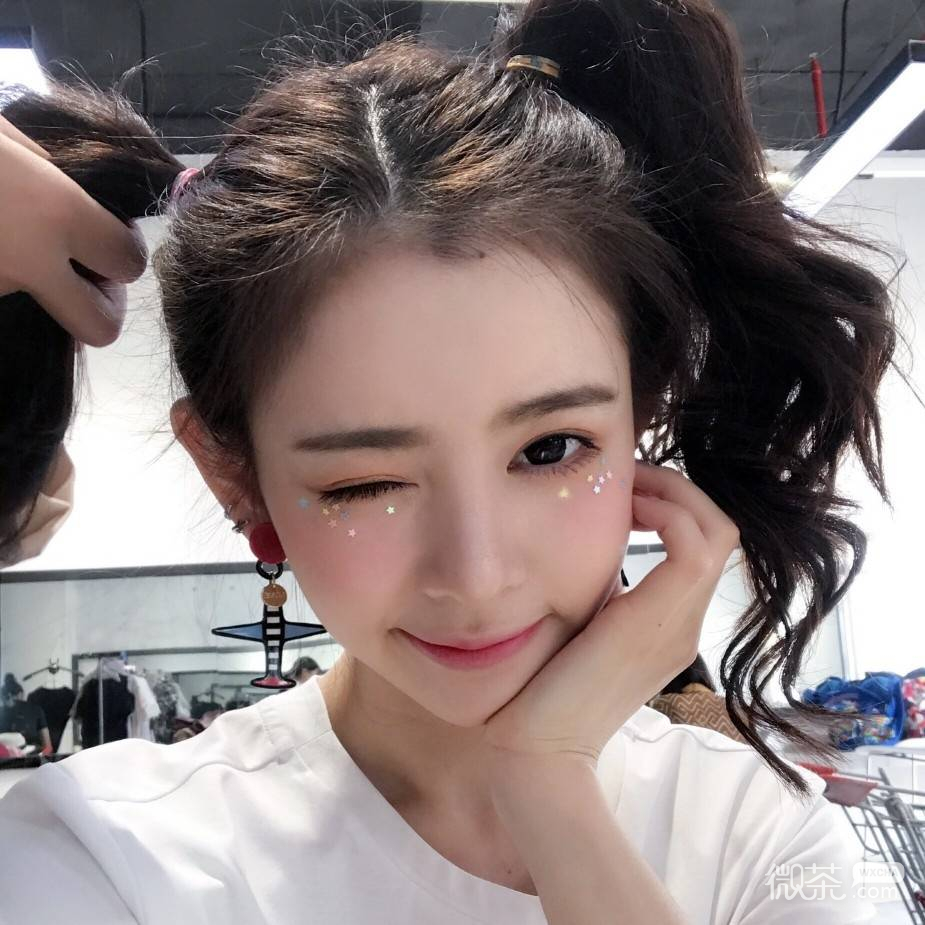 小清新阳光高颜值网红女头