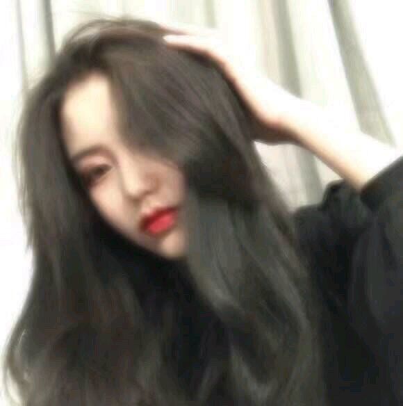 微信清新洒脱高颜值女头