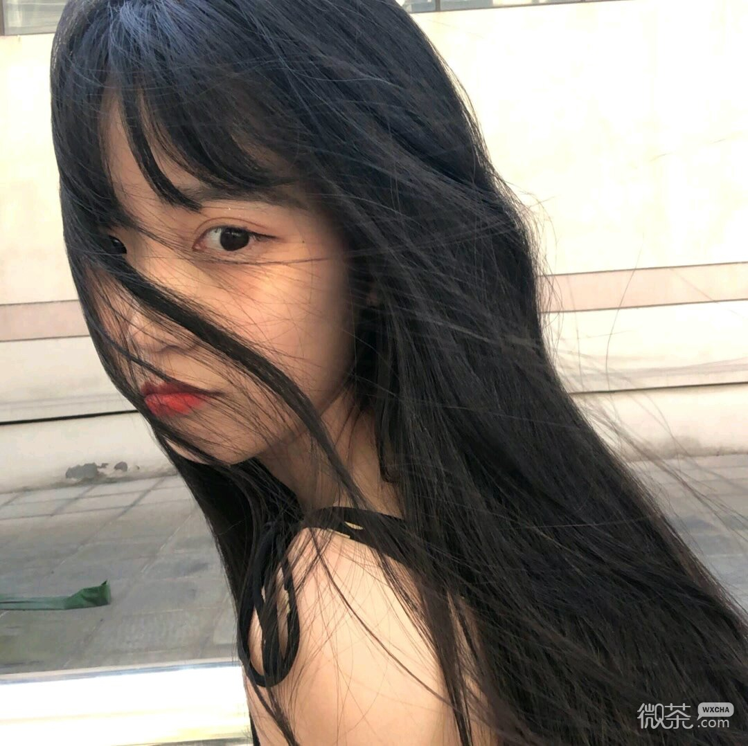 微信清新洒脱高颜值女头