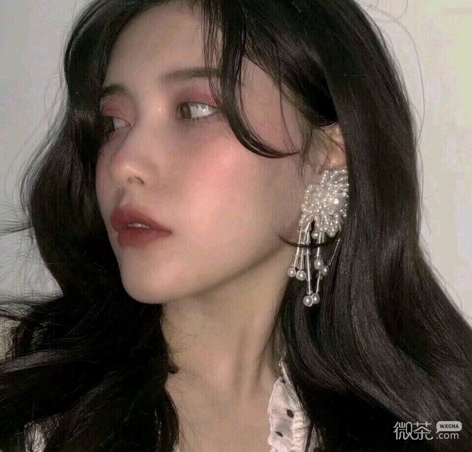 微信清新洒脱高颜值女头