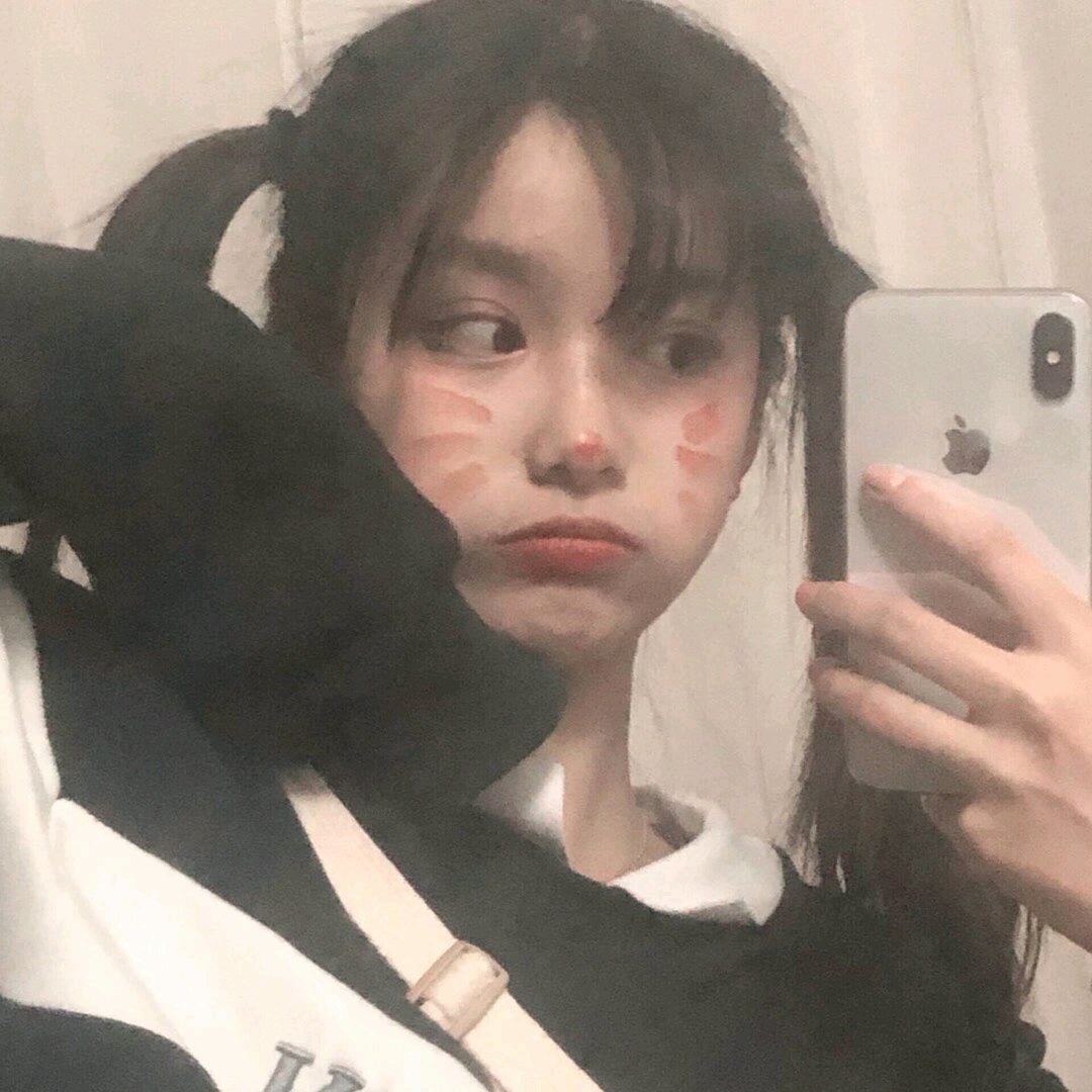 微信清新洒脱高颜值女头