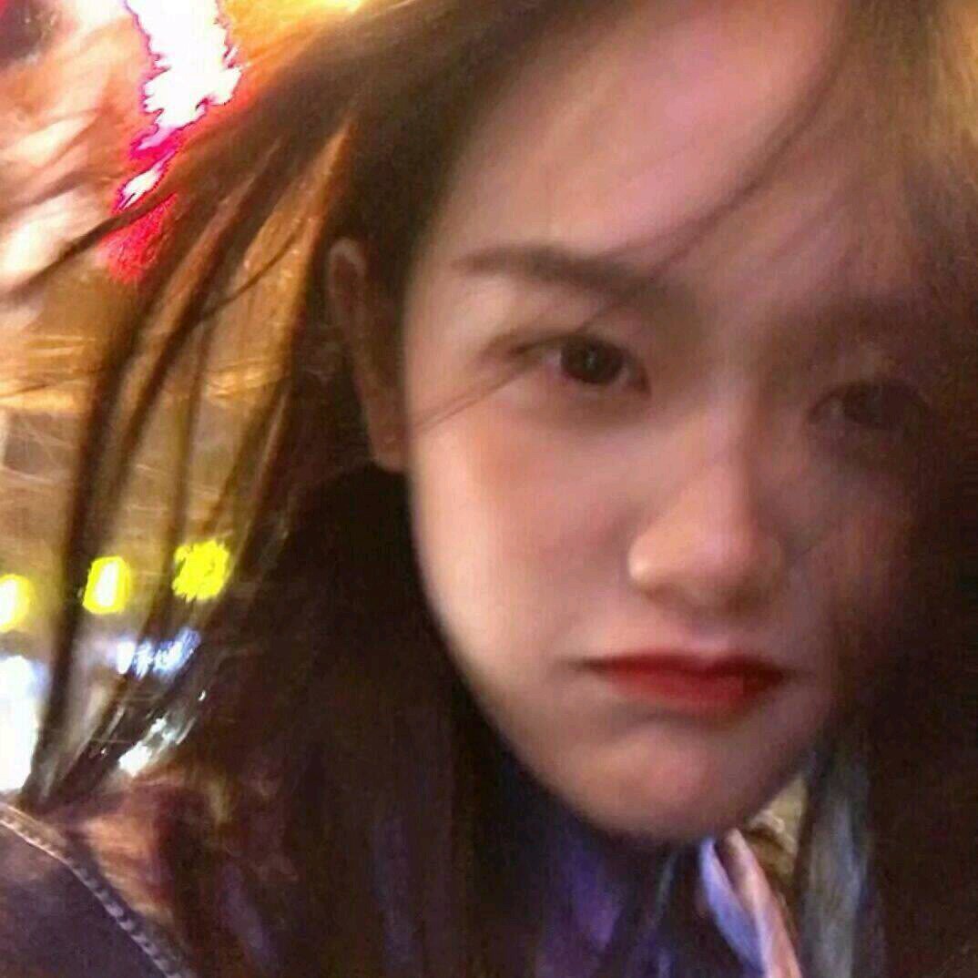 微信清新洒脱高颜值女头