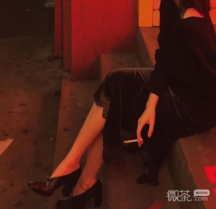 微信孤独好看部位女头