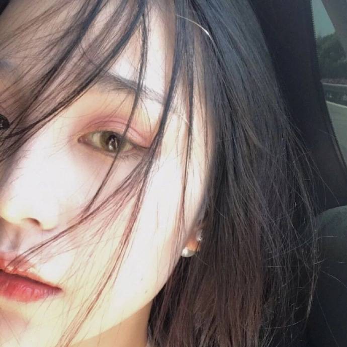 微信温馨佛系时尚女头