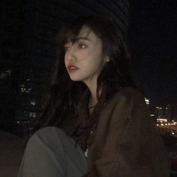 微信深沉成熟性感女头