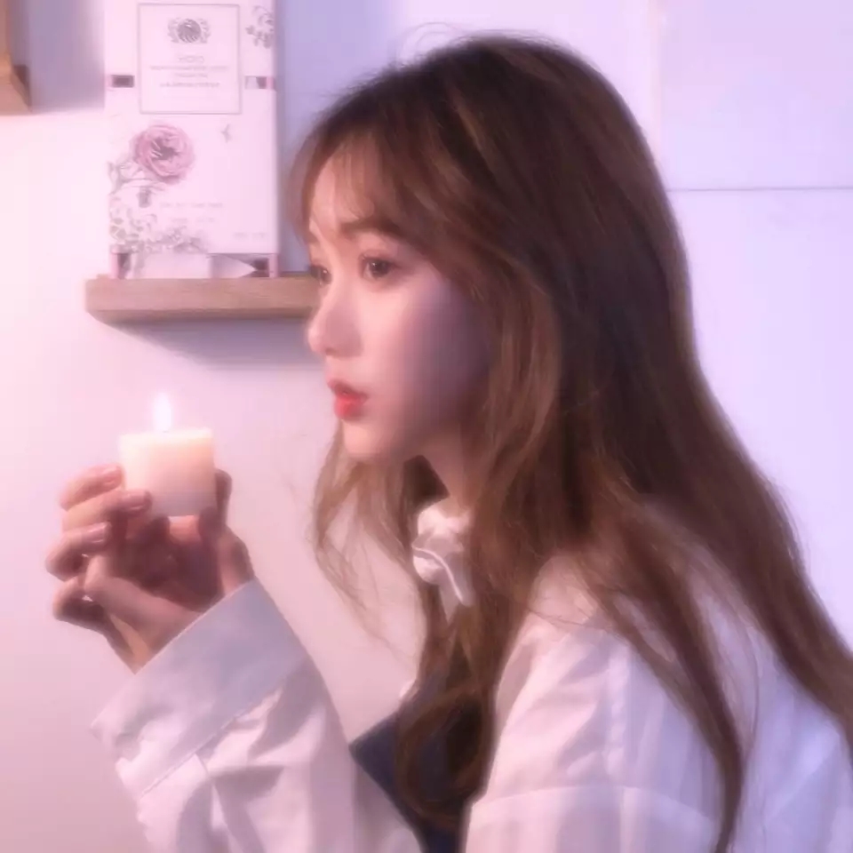 微信温馨佛系时尚女头