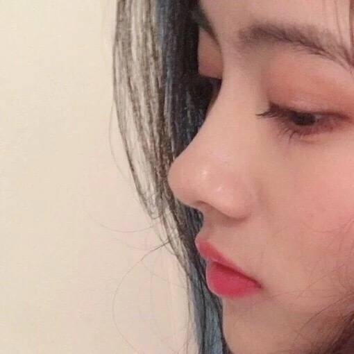 微信温馨佛系时尚女头