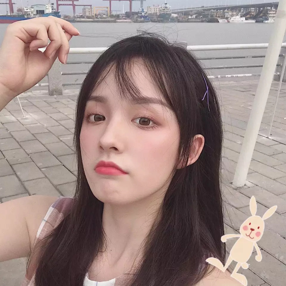 微信温馨佛系时尚女头