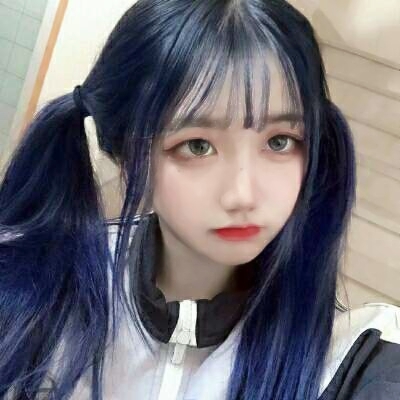 美丽个性的微信最新彩色头发女生头像下载