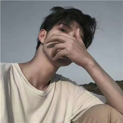 微信小清新帅气成熟男头
