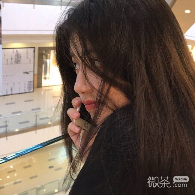 微信简洁粉嫩清新好看女头