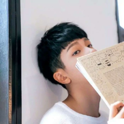 微信小清新帅气成熟男头