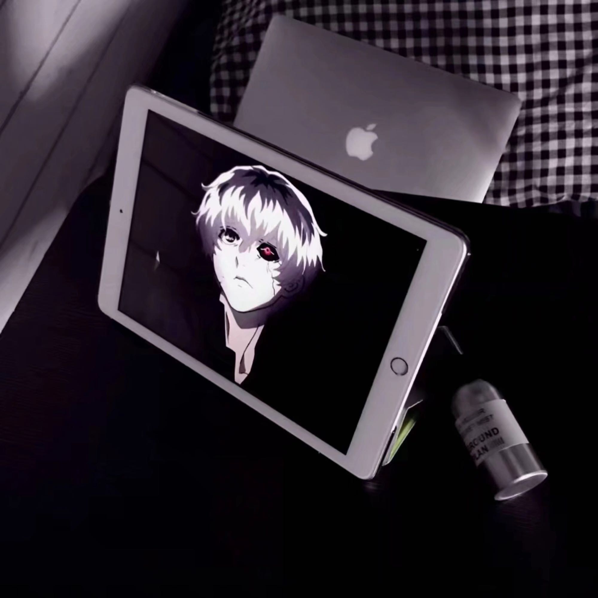 孤独微信朋友圈配图