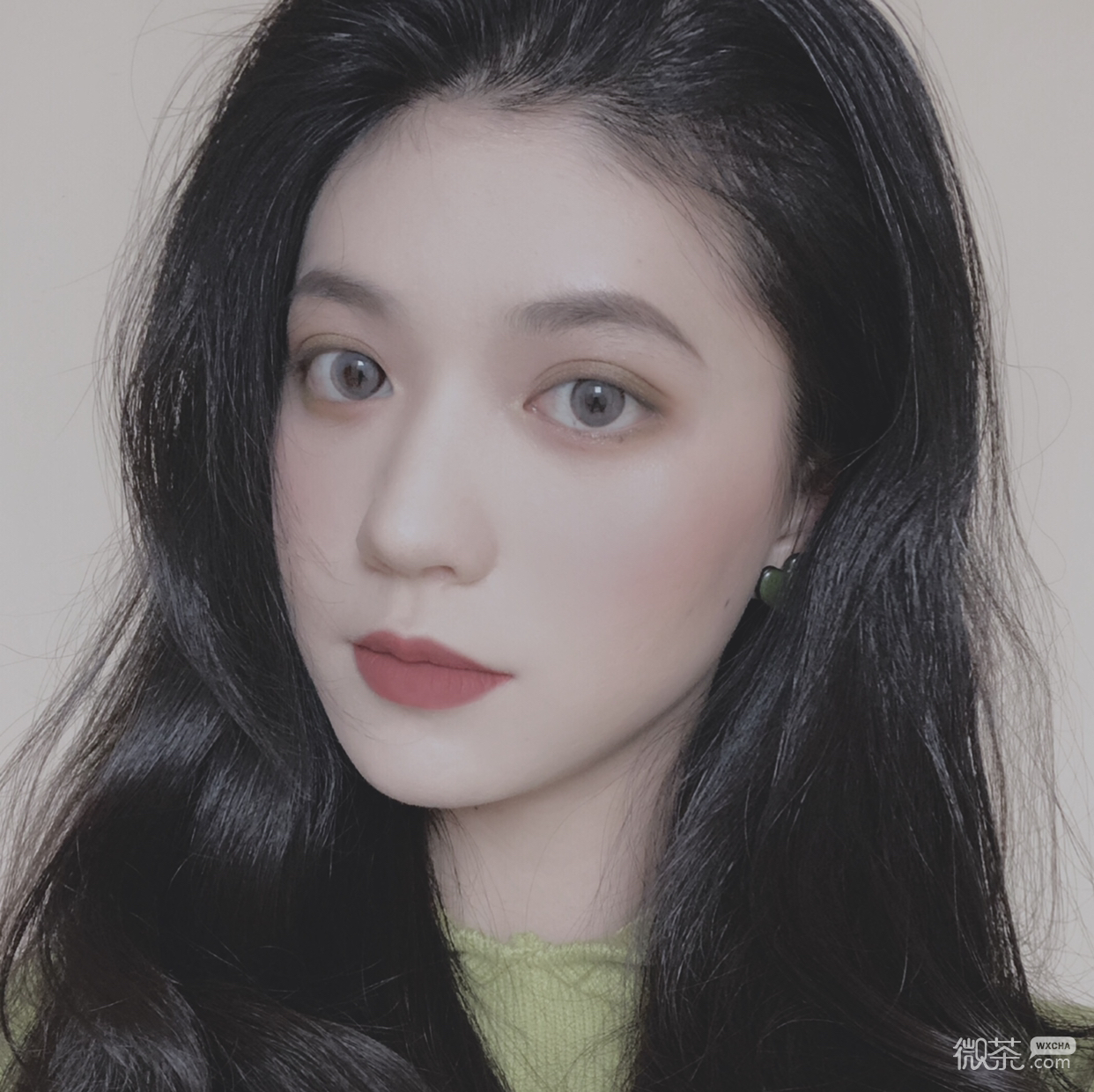 微信清新时尚御姐女头