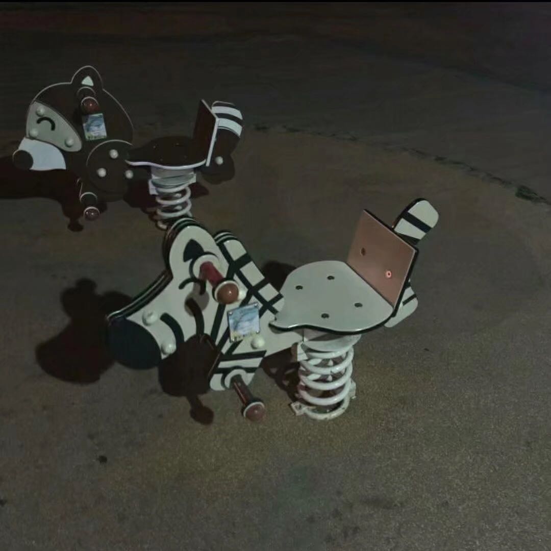 孤独微信朋友圈配图