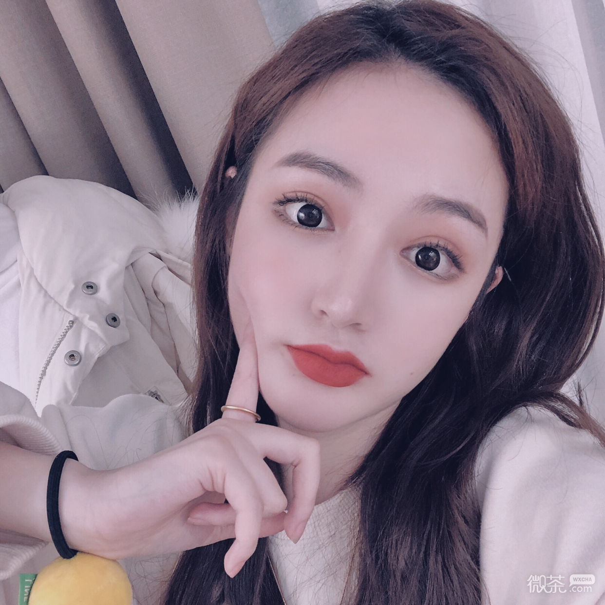 微信清新时尚御姐女头