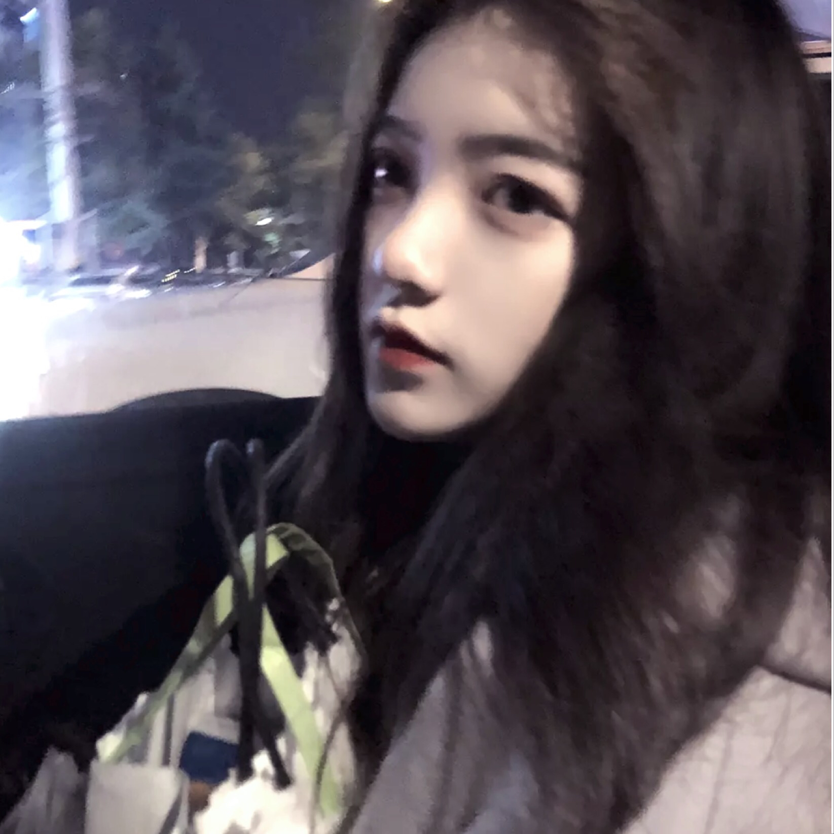 微信潮流深沉女头