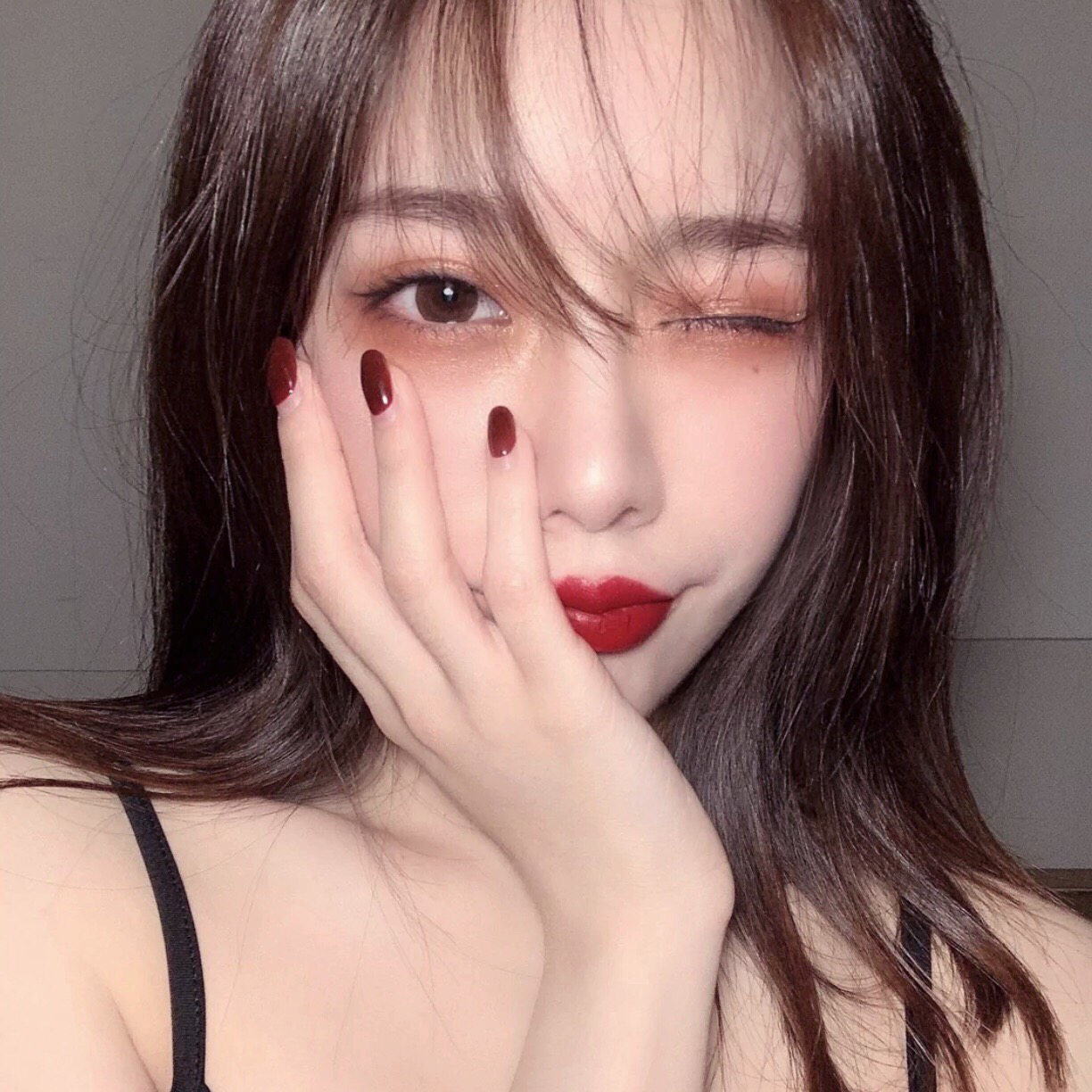 微信潮流深沉女头