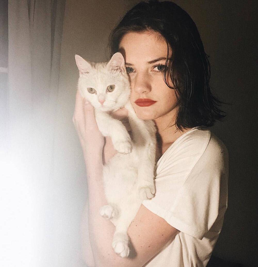 微信潮流深沉女头