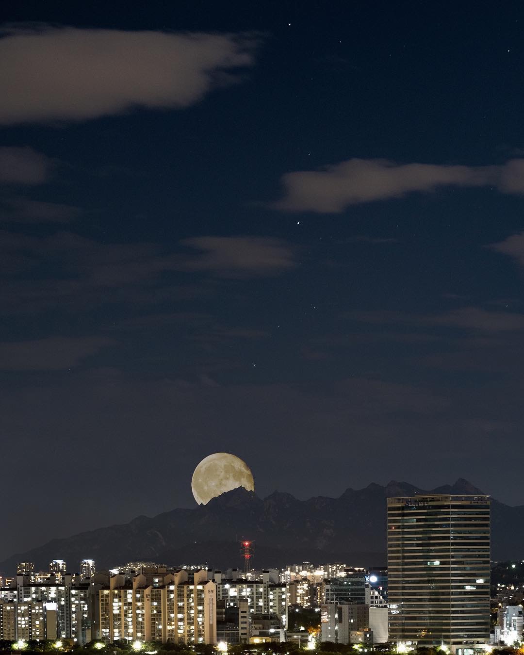 微信淡蓝色系朋友圈配图