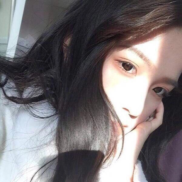 微信潮流深沉女头