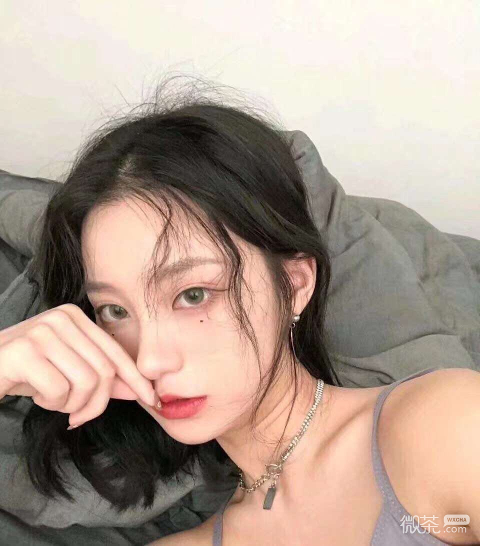 微信高颜值俏皮短发女头