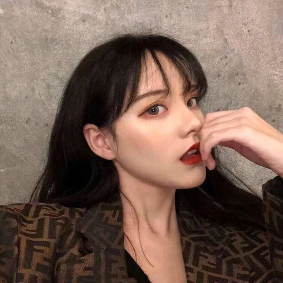 微信潮流深沉女头