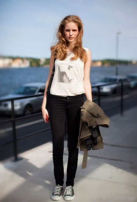 帅气养眼的微信个性欧美女生图片下载